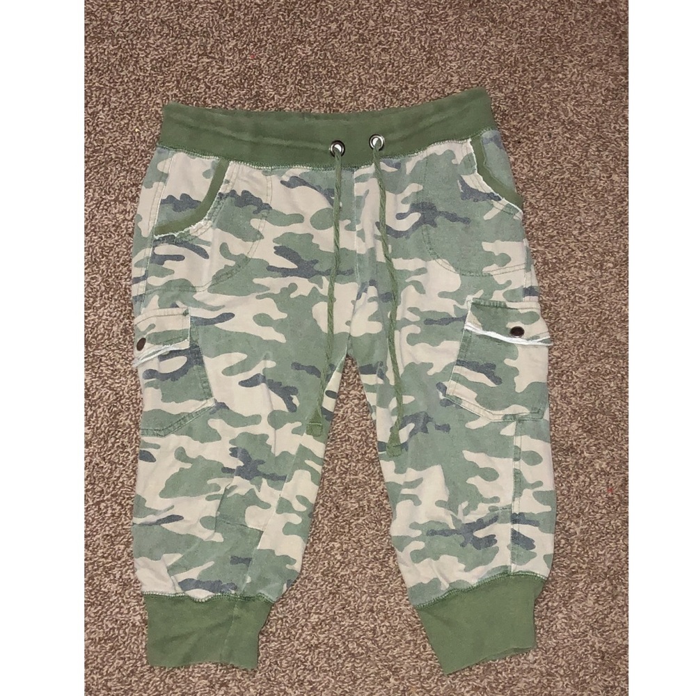 Camouflage Sweatpant Capris
